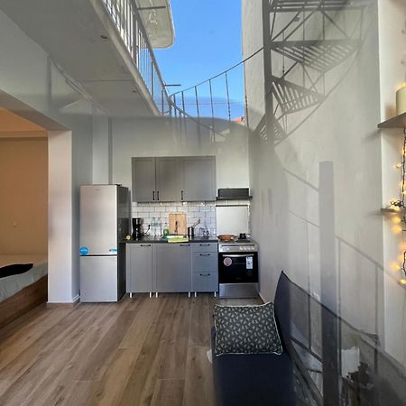 Noa - Designed Garden Studio In The City Center กาลามาตา ภายนอก รูปภาพ
